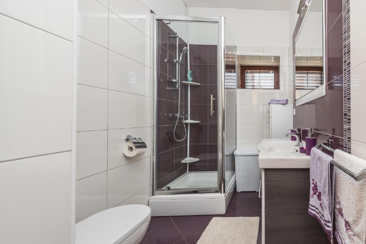 Holiday Home Tower With Private Pool, Sauna And Quads Smilcic 외부 사진